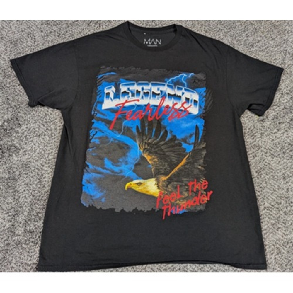 BoohooMAN Legend Fearless Shirt Mens Small Eagle Graphic Feel The Thunder Tee‎